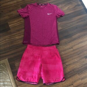 Rare Nike Pink Athletic Tee and Grid-Print Shorts Set